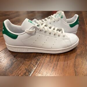 Adidas Classic White and Green Shoes